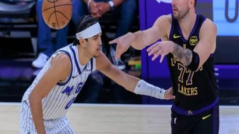 哈维爆料：若在阿根廷，梅西听闻此言双眼放光，传记作者揭秘