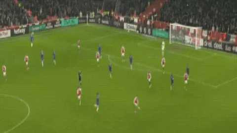 “周琦退役引首钢阵容调整，前四名争夺再添变数”